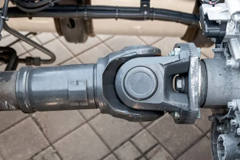 Yoke Shaft vs Weld Yoke What's the Difference and Which One Do You Need